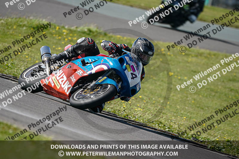 anglesey no limits trackday;anglesey photographs;anglesey trackday photographs;enduro digital images;event digital images;eventdigitalimages;no limits trackdays;peter wileman photography;racing digital images;trac mon;trackday digital images;trackday photos;ty croes